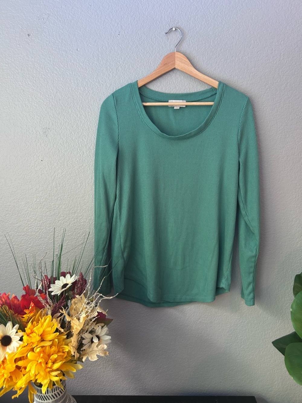 LOFT Ribbed Scoop Neck Long Sleeve Top - Teal Size M CottageCore Coastal Western